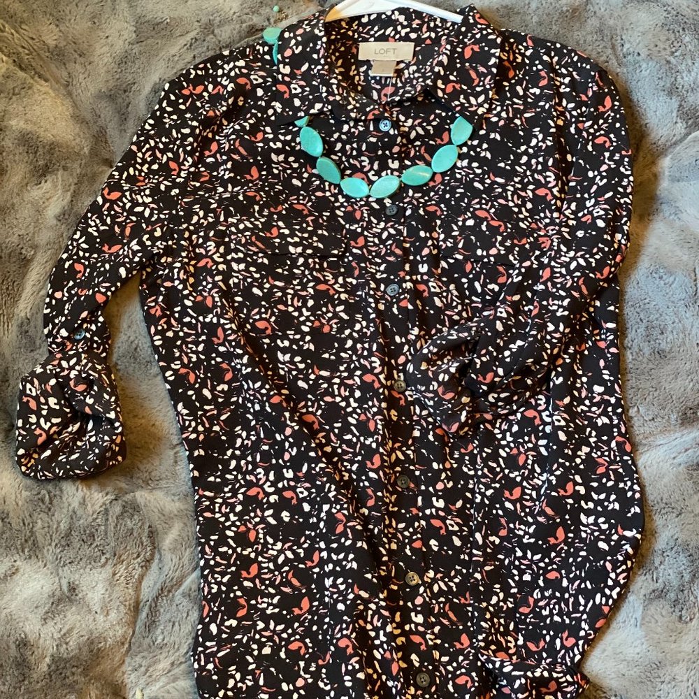 *NEW* LOFT Abstract Floral Blouse